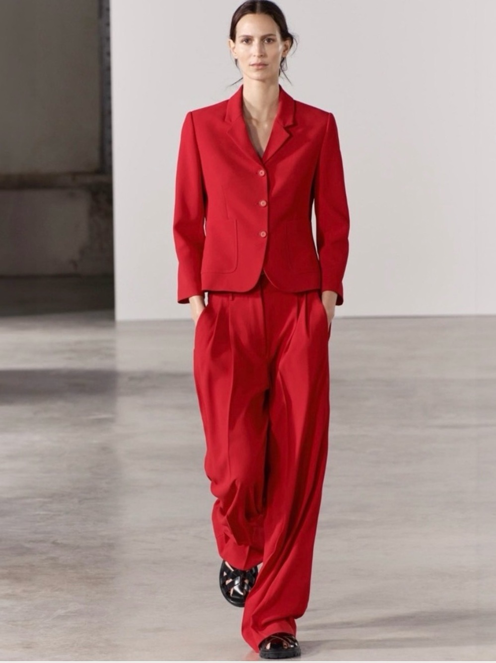 ZARA women’s minimalist fitted red suit jacket   Blazer in crepe fabric sz M New